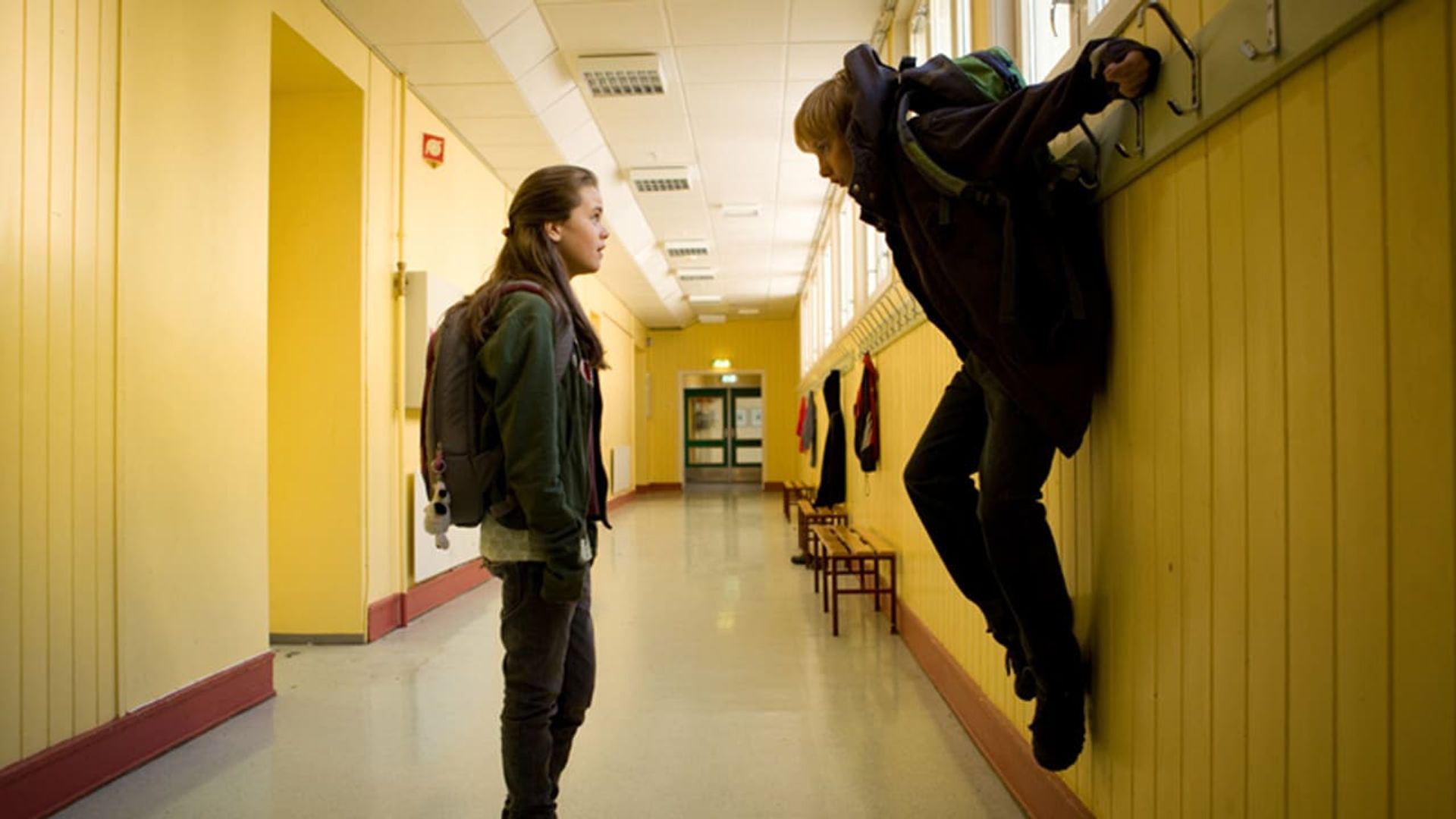 Liverpool 2010. Keeper'n til liverpool 2010. Тэмлин томита человек в высоком замке. Отважный ю. Отважный ю.