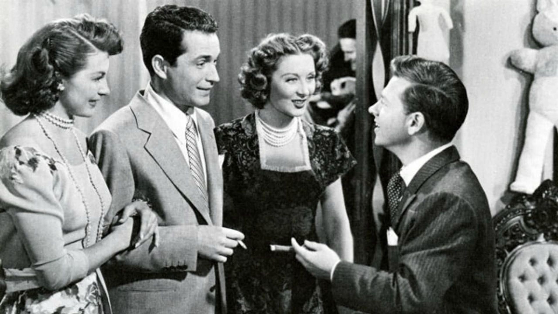 Children of the atom wilmar h. Книги ссср 1960. Мир бредовой фантастики. 1948 читать. 1948 книга.